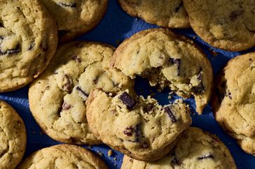 SALTED MASA CHOCOLATE CHIP–PECAN COOKIES